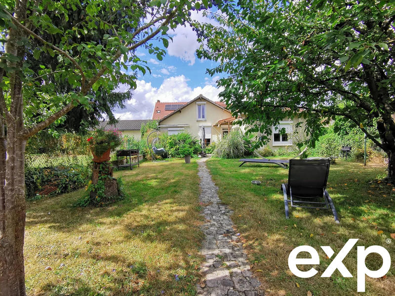 Maison - 80 m² - 5 pièces