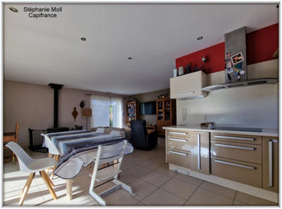 Maison - 92 m² - 4 pièces