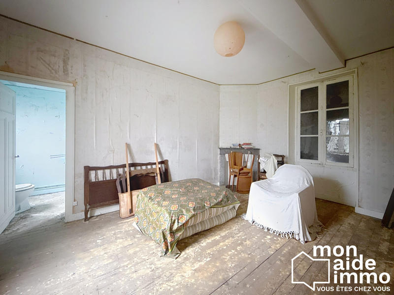 Maison ancienne - 990 m² - 15 pièces