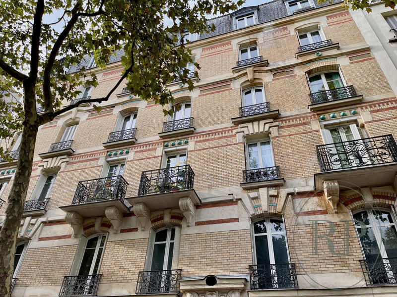 Appartement - 96 m² - 4 pièces