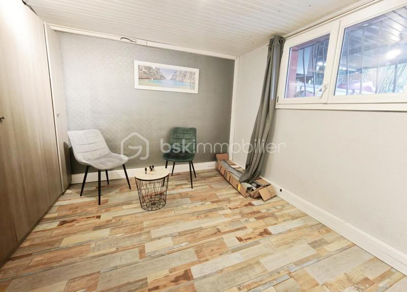 Maison - 140 m² - 5 pièces