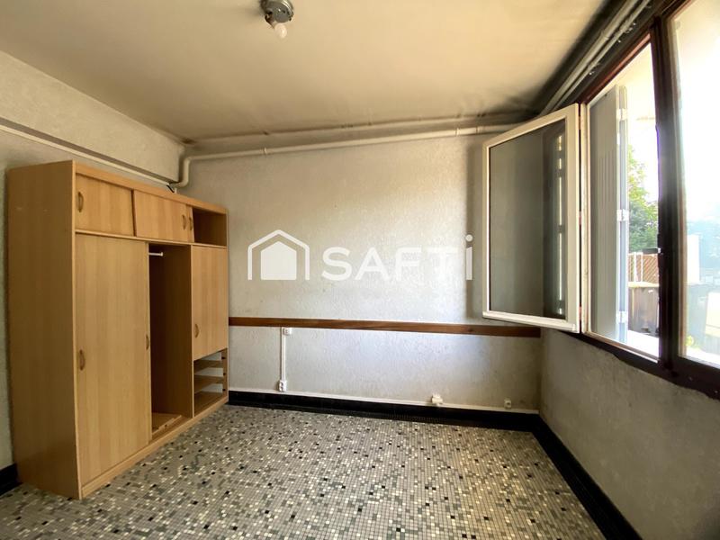 Maison - 182 m² - 8 pièces