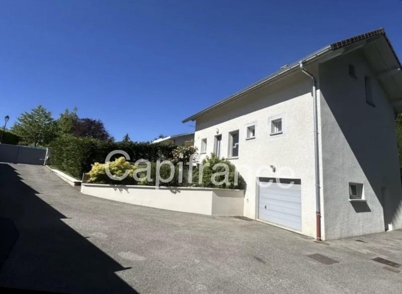 Maison - 118 m² - 4 pièces