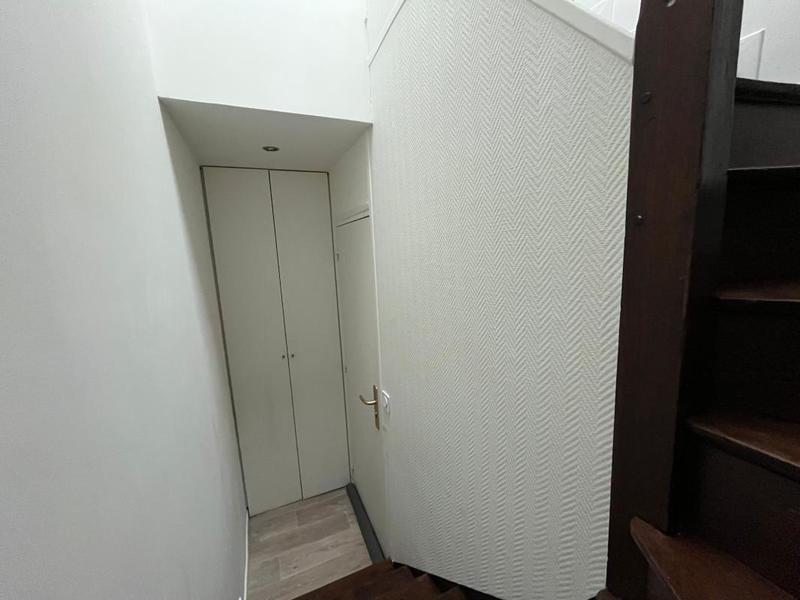 Studio - 14 m² - 1 pièce