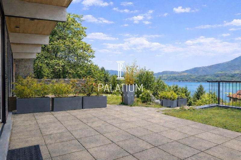 Maison contemporaine - 110 m² - 5 pièces