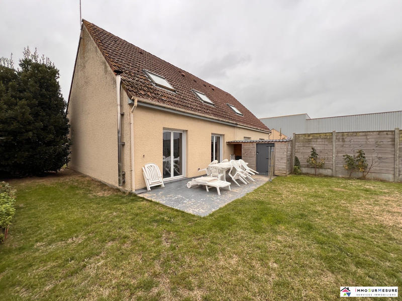 Maison - 90 m² - 4 pièces
