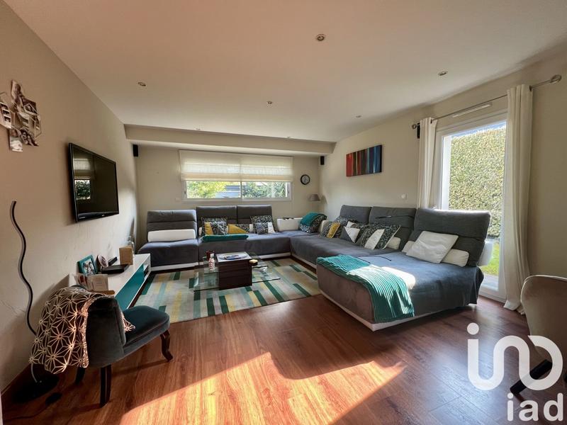 Maison - 185 m² - 9 pièces