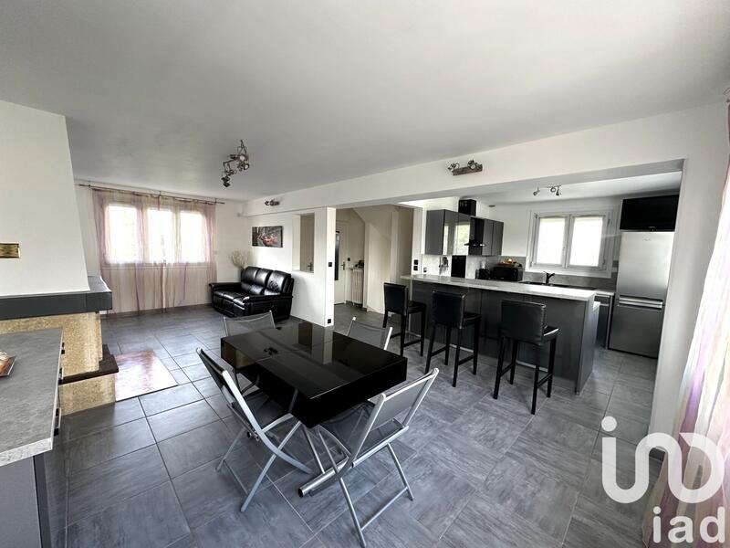 Maison - 120 m² - 4 pièces