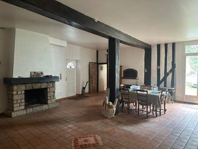 Appartement - 110 m² - 3 pièces