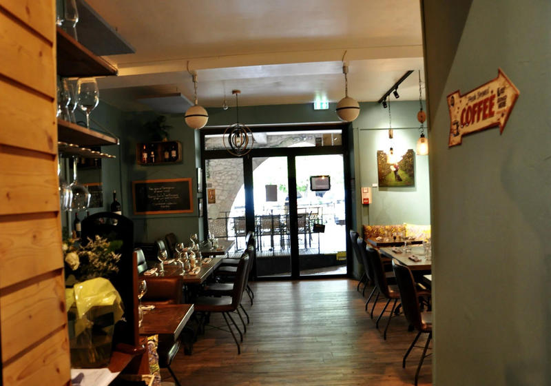 Maison - 240 m² - 10 pièces