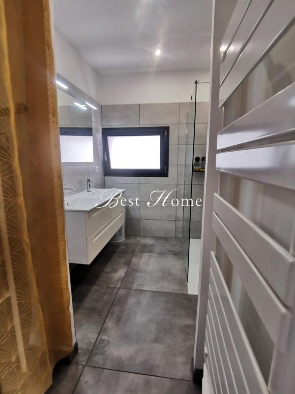 Maison - 156 m² - 5 pièces