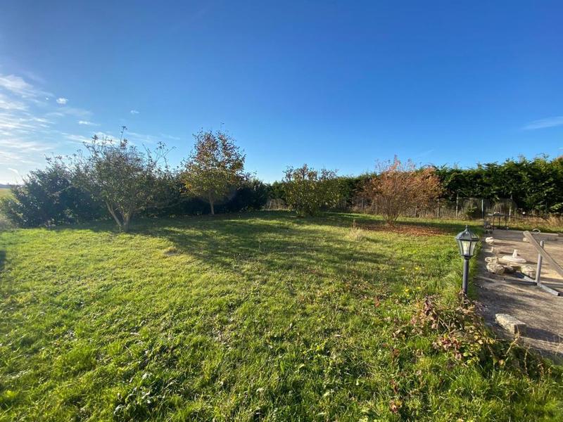 Maison - 105 m² - 6 pièces