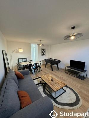 Chambre - 16 m² - 1 pièce