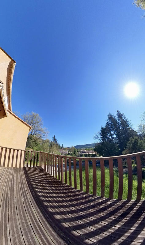 Maison - 104 m² - 5 pièces