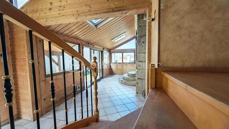 Maison ancienne - 201 m² - 7 pièces