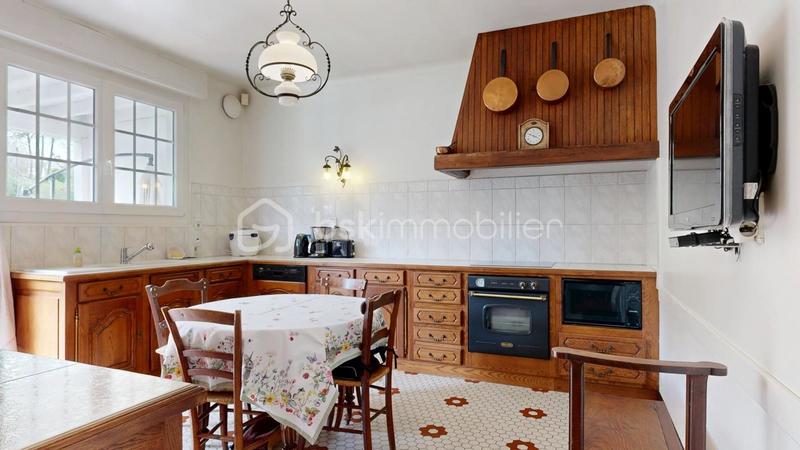 Maison de ville - 194 m² - 8 pièces