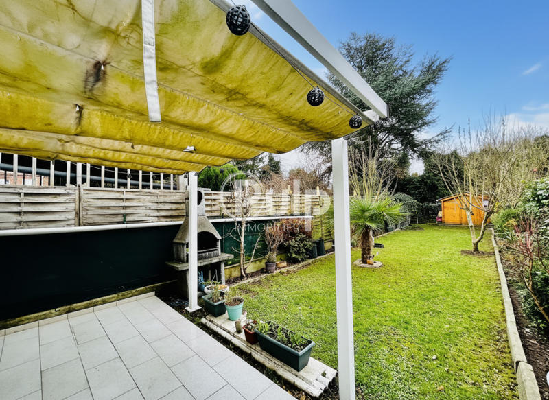 Maison - 109 m² - 6 pièces