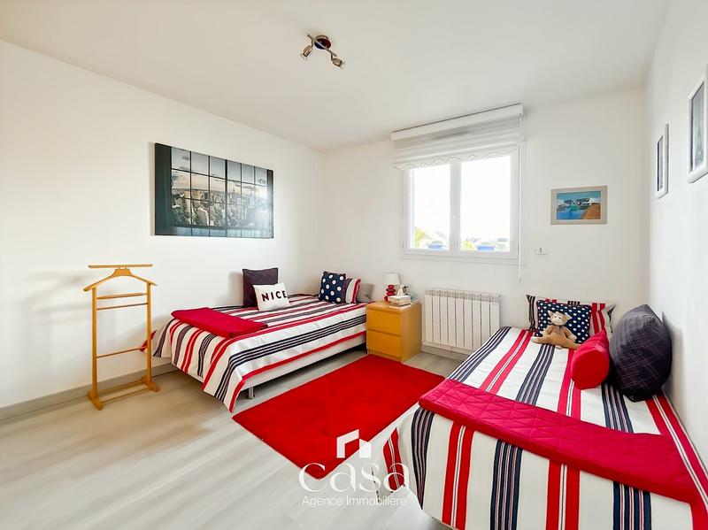 Maison contemporaine - 162 m² - 8 pièces