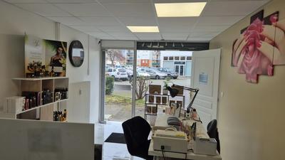 Magasins - 2 pièces