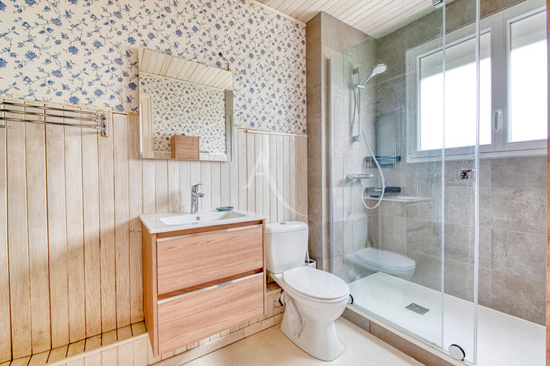 Maison - 88 m² - 4 pièces