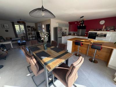 Maison - 108 m² - 4 pièces