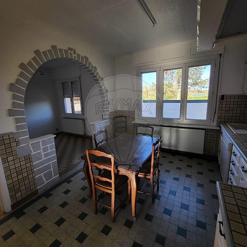 Maison - 95 m² - 5 pièces