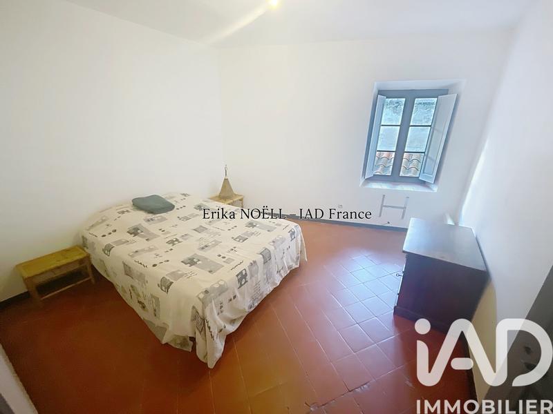 Maison - 230 m² - 7 pièces