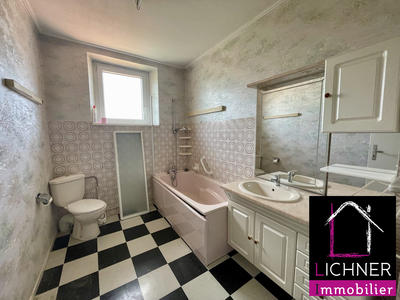 Maison - 176 m² - 8 pièces