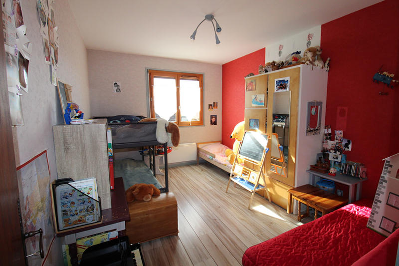 Maison - 208 m² - 8 pièces