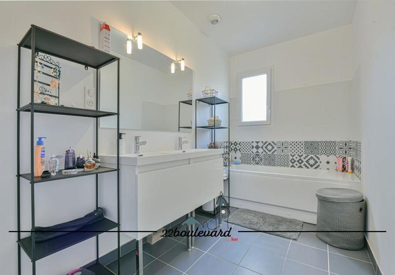 Pavillon - 80 m² - 4 pièces