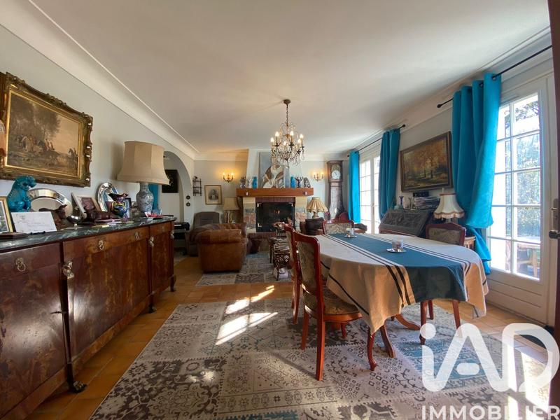 Maison - 158 m² - 8 pièces