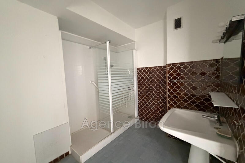 Appartement - 90 m² - 3 pièces