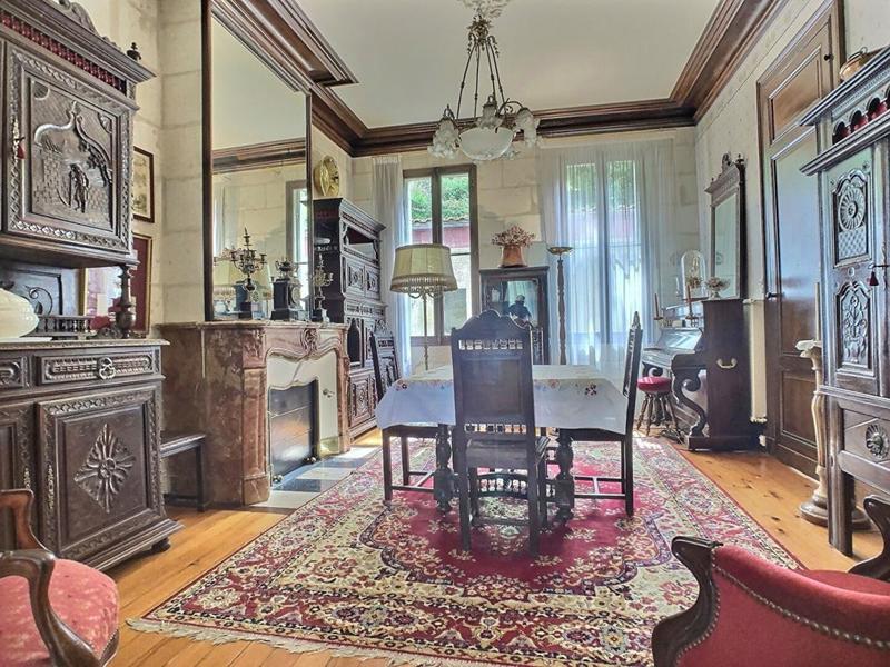 Maison - 200 m² - 6 pièces