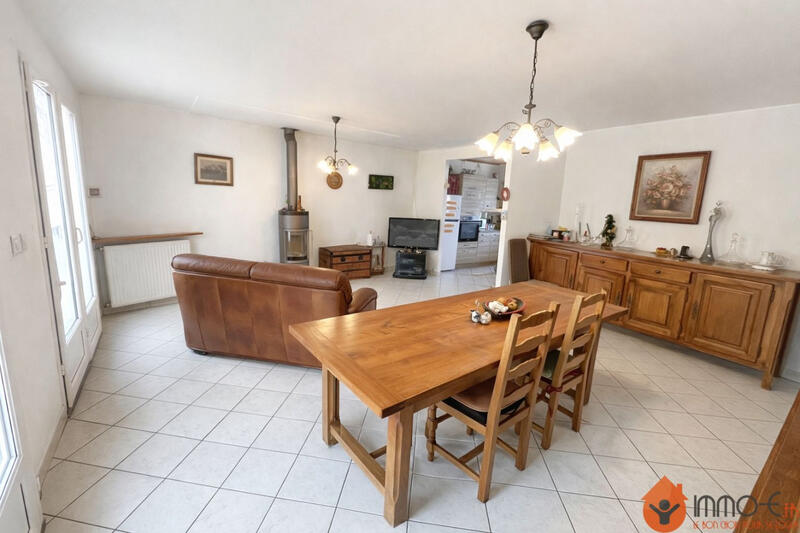 Maison - 94 m² - 4 pièces