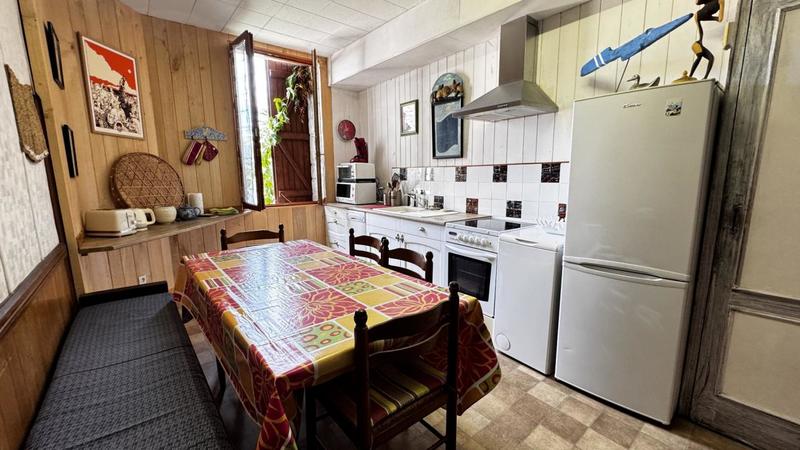 Maison - 64 m² - 4 pièces