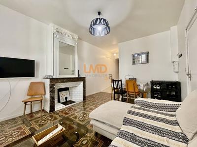 Maison - 230 m² - 10 pièces