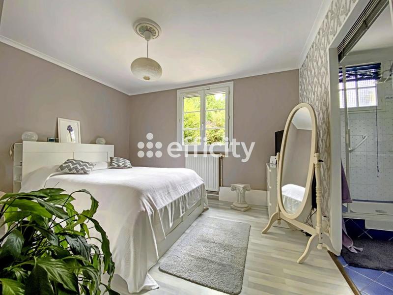 Maison - 164 m² - 8 pièces