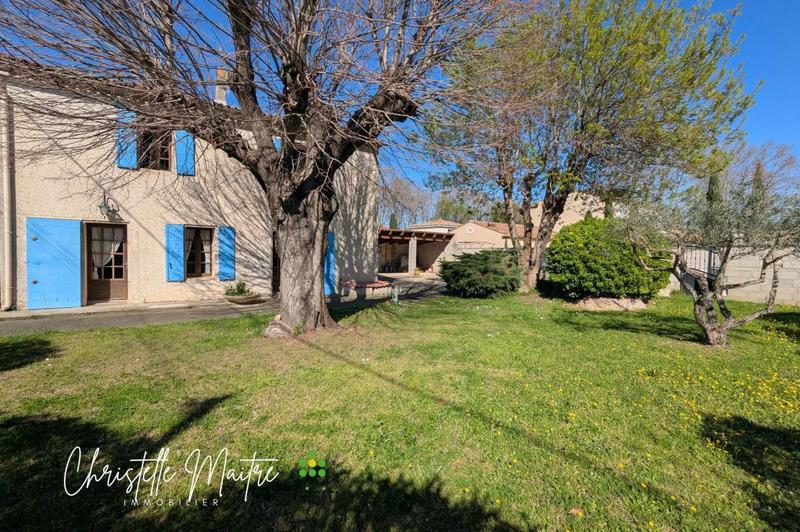 Maison - 161 m² - 7 pièces