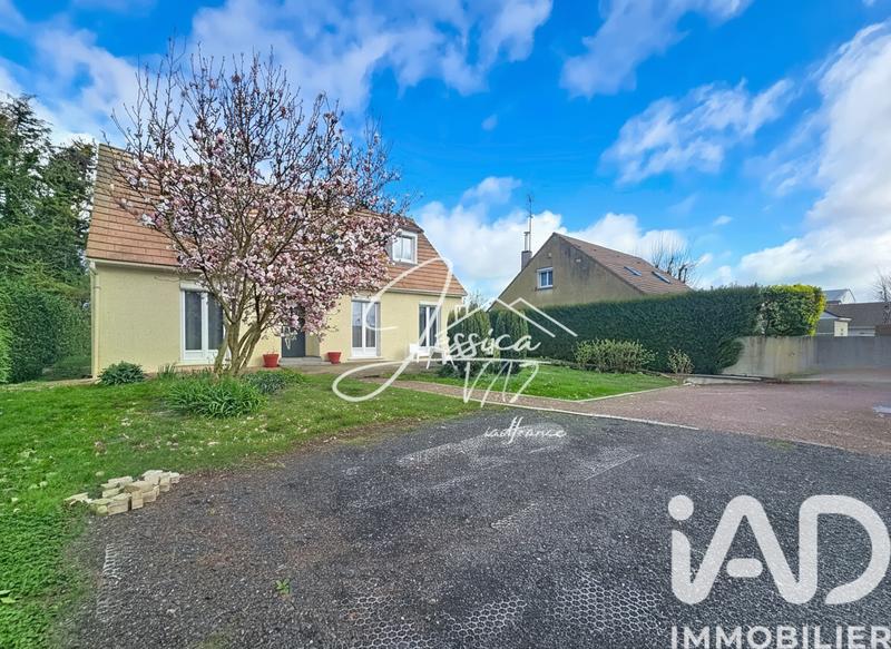 Maison - 126 m² - 8 pièces