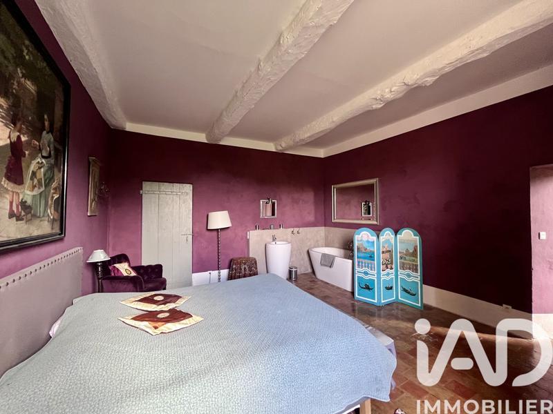 Maison - 400 m² - 11 pièces