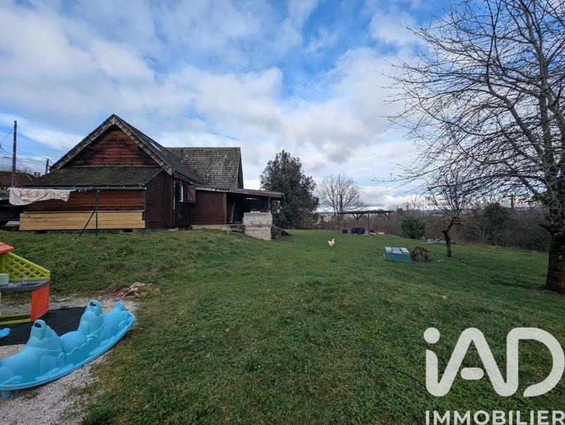 Maison - 95 m² - 4 pièces