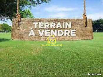 Terrain commercial - 1 000 m²