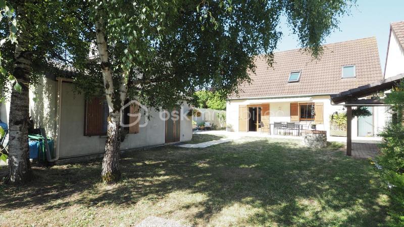 Maison - 106 m² - 6 pièces