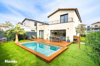 Maison - 125 m² - 5 pièces