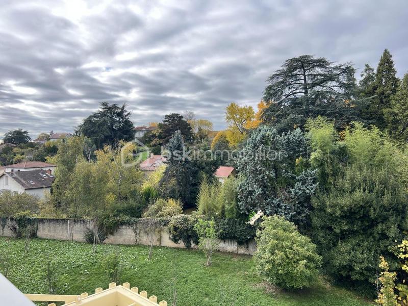 Appartement - 112 m² - 5 pièces