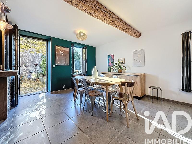 Maison - 180 m² - 9 pièces