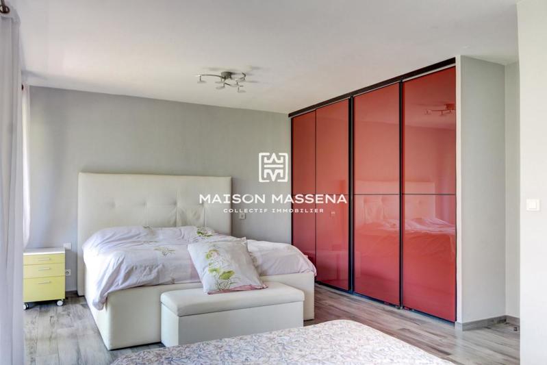 Appartement - 108 m² - 4 pièces