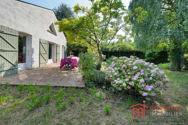 Maison - 141 m² - 8 pièces