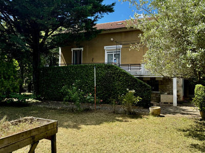 Maison - 178 m² - 7 pièces