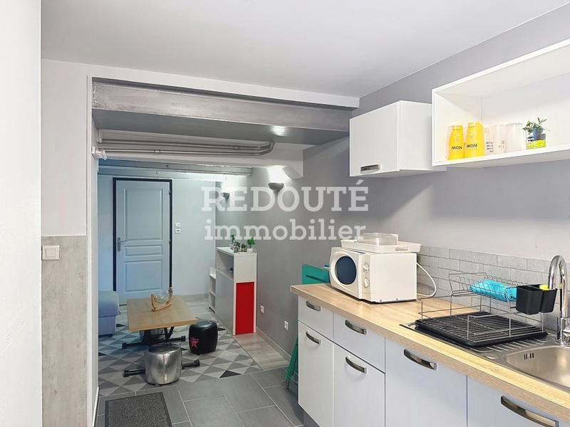 Studio - 23 m² - 1 pièce